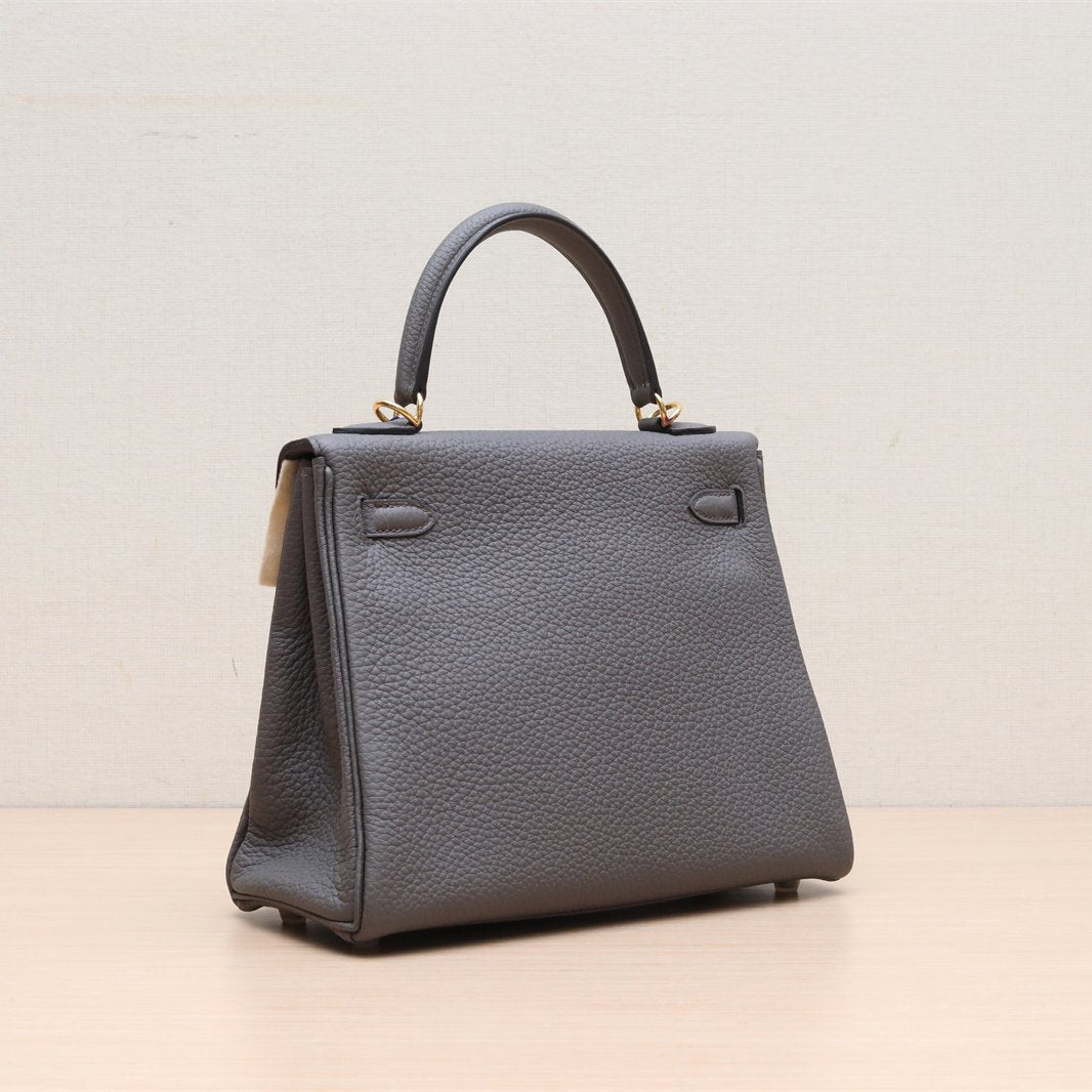 Hermès Kelly 25 8F Etain Taurillon Clemence Gold Hardware