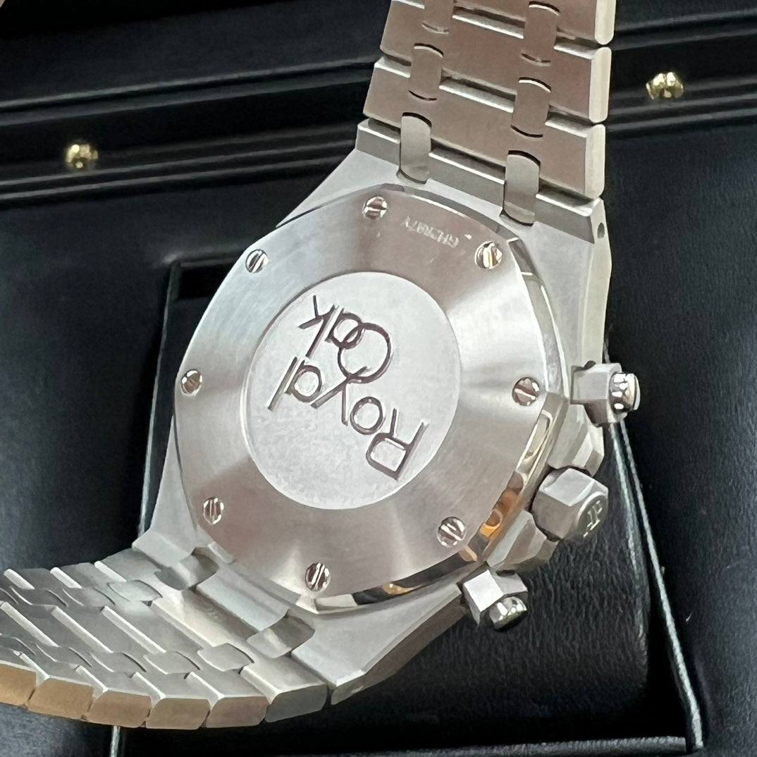 2022 Pre-owned Audemars Piguet - 26331ST.OO.1220ST.01 Royal Oak Chronograph 41 Stainless Steel / Blue