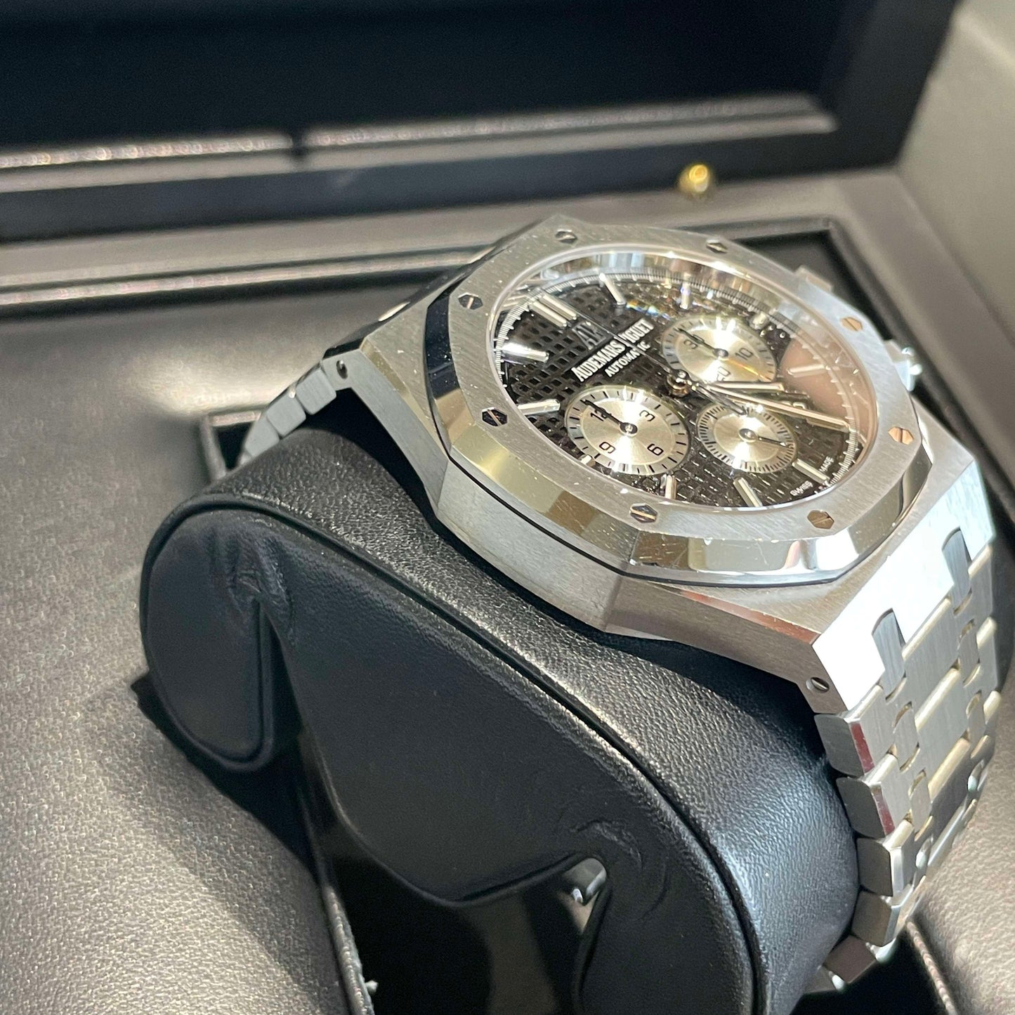 2020 Pre-owned Audemars Piguet - 26331ST.OO.1220ST.02 Royal Oak Chronograph 41 Stainless Steel / Black