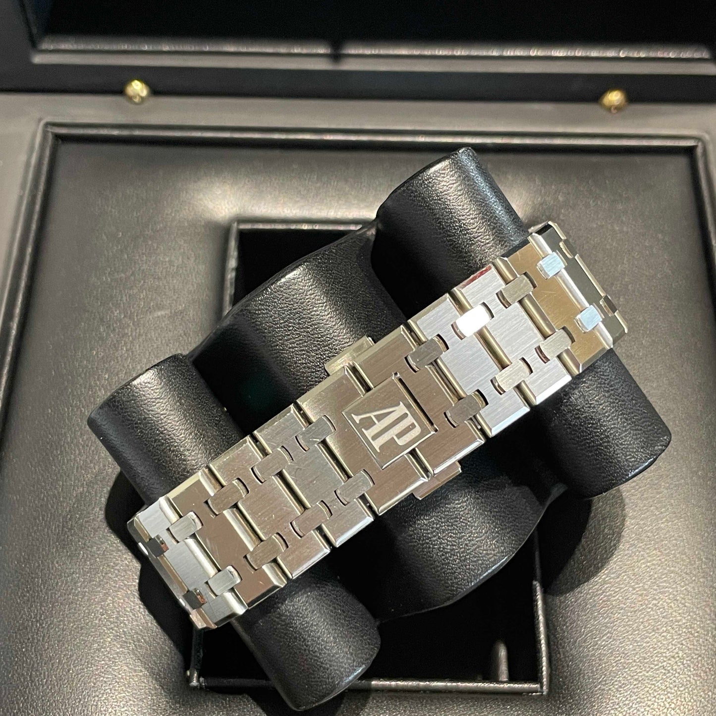 2020 Pre-owned Audemars Piguet - 26331ST.OO.1220ST.02 Royal Oak Chronograph 41 Stainless Steel / Black