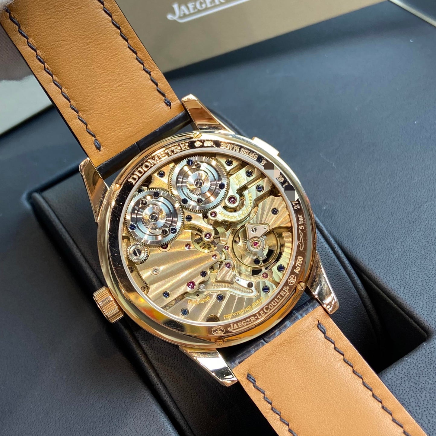 2013 Pre-owned Jaeger-LeCoultre - 6042520 Duomètre à Quantième Lunaire Pink Gold Open