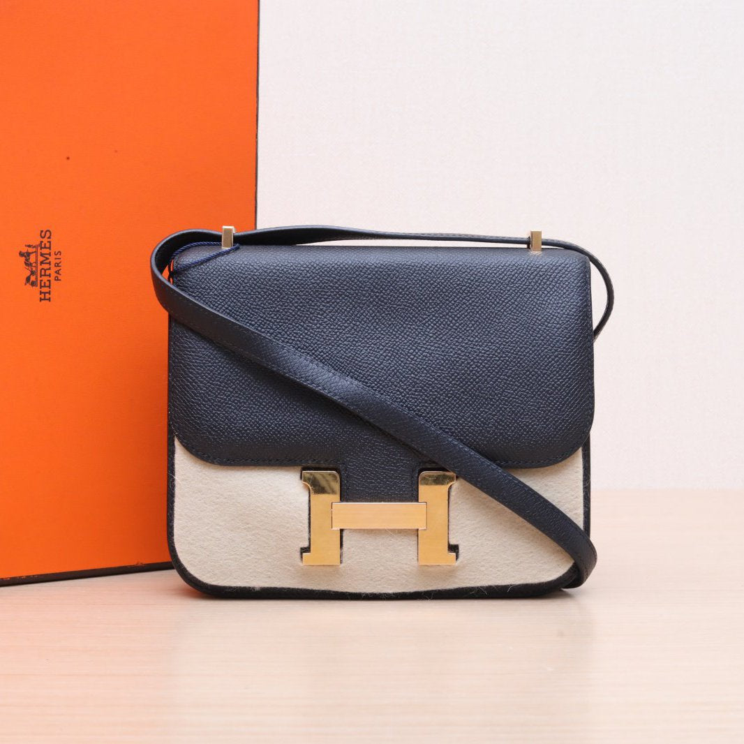 Hermès Constance 19 Noir (89) Epsom Gold Hardware