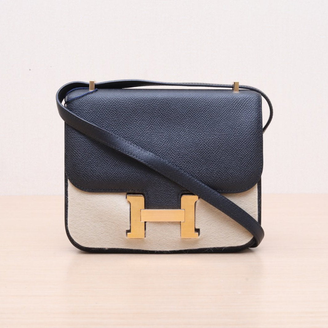 Hermès Constance 19 Noir (89) Epsom Gold Hardware