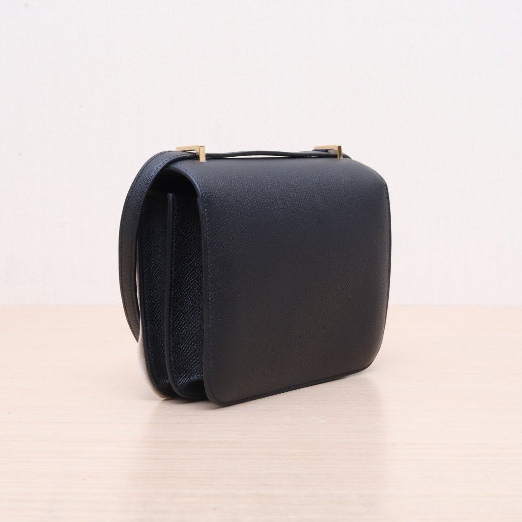 Hermès Constance 19 Noir (89) Epsom Gold Hardware