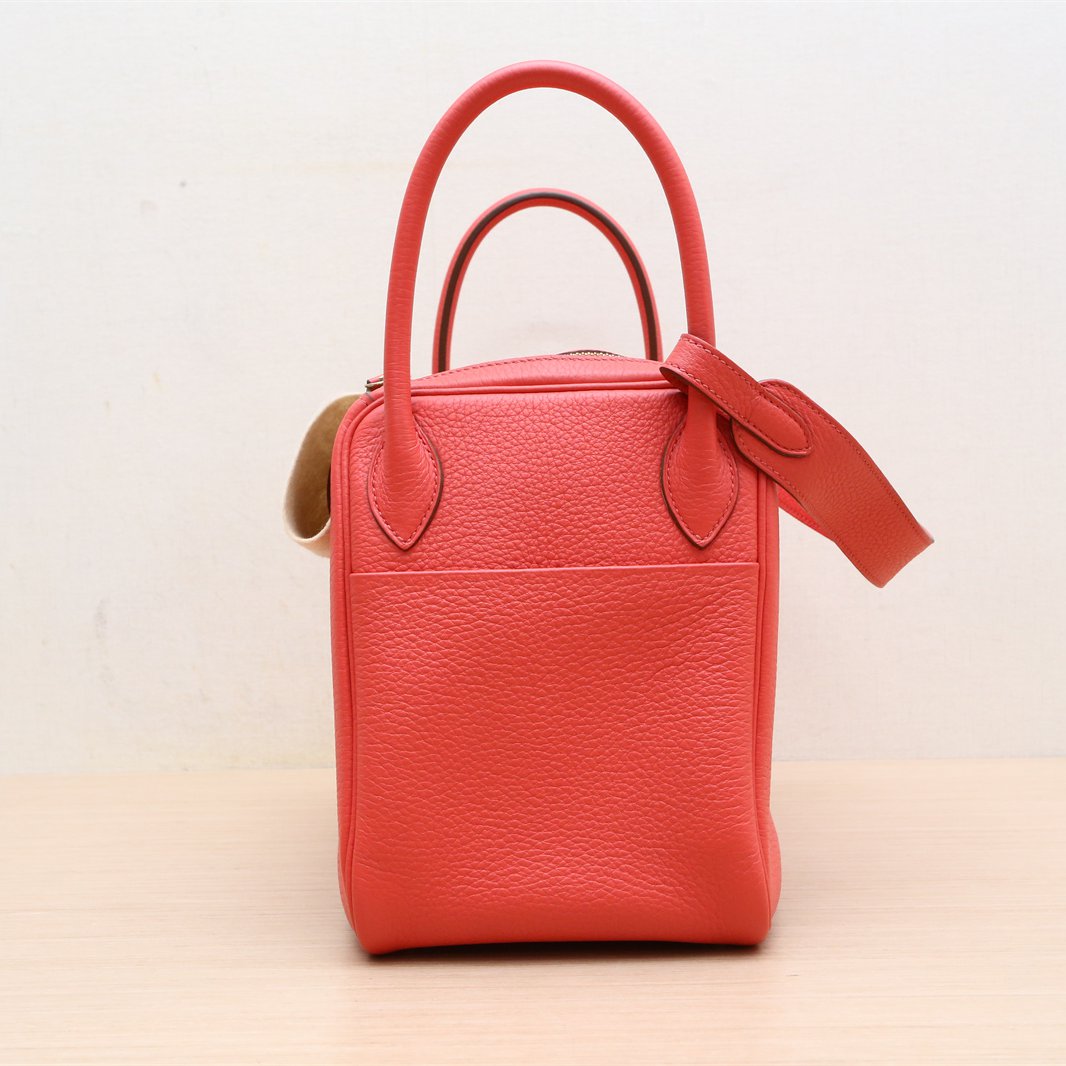 Hermès Lindy 30 Rouge Pivoine (2R) Taurillon Clemence Gold Hardware