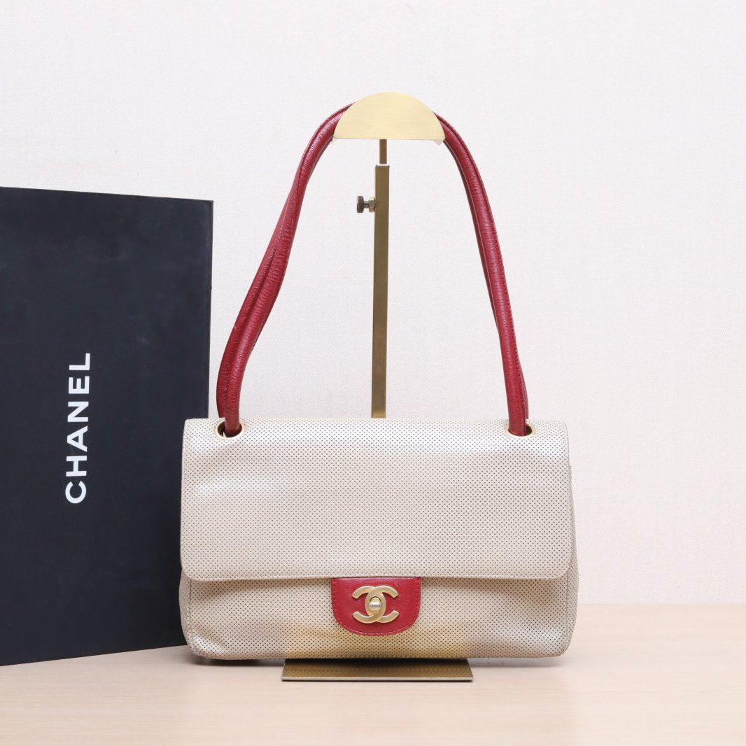 Chanel Vintage Beige Leather CC Flap Bag