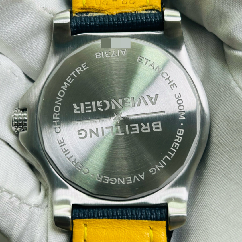 2020 Pre-owned Breitling - A17318101C1X1 Avenger Automatic 43 Stainless Steel / Blue / Military / Pin