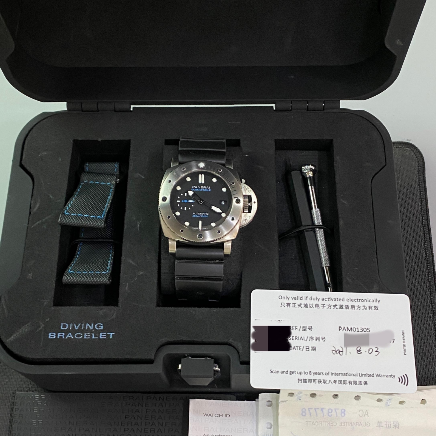 2021 Pre-owned Panerai - PAM01305 Luminor Submersible 47 3 Days Automatic Titanium / Black