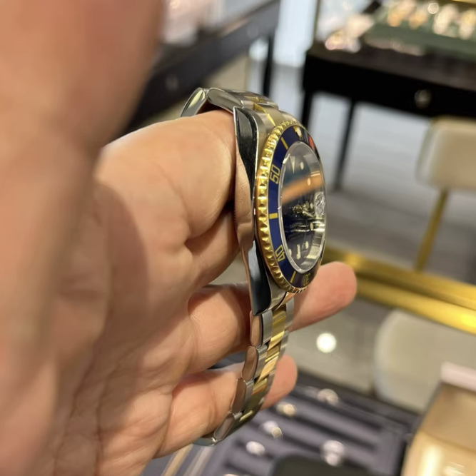2005 Pre-owned Rolex - 16613 Blue SuperLuminova Submariner Date 16613 Blue Tritium