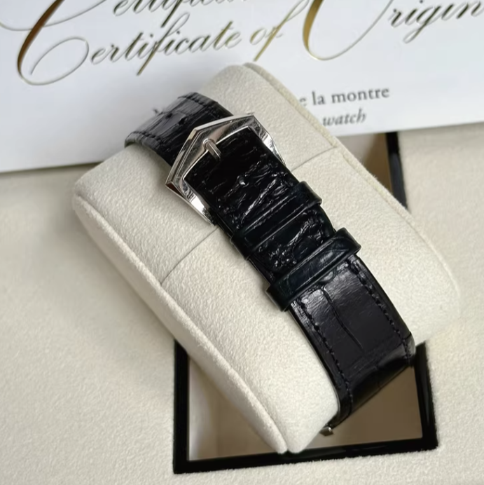 2019 Pre-owned Patek Philippe - 5196G-001 Calatrava 5196 White Gold / Silver