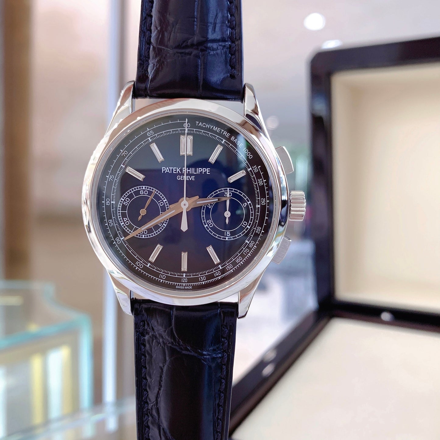 PATEK PHILIPPE 5170P-001 Complications