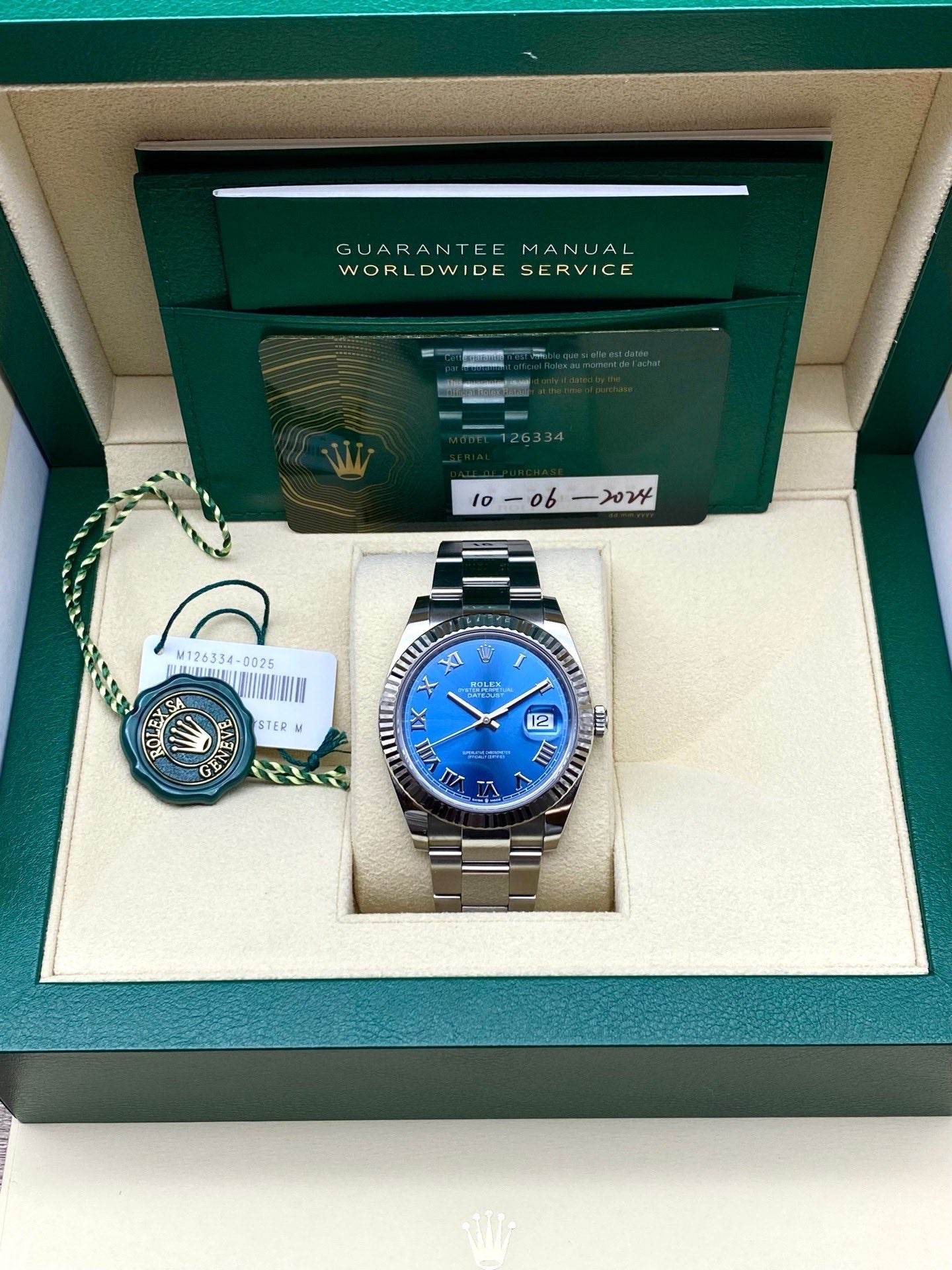 2024 Pre-owned Rolex - 126334-0025 Datejust 41 Stainless Steel Fluted / Blue - Roman / Oyster