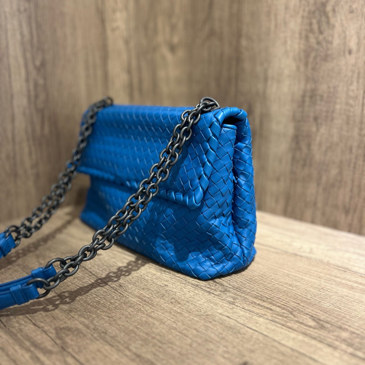 Bottega Veneta Intrecciato Olimpia Bag In Blue