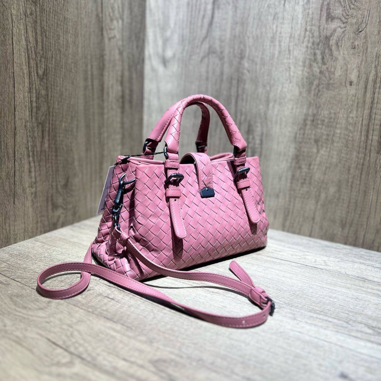 Bottega Veneta Intrecciato Small Roma Tote In Pink