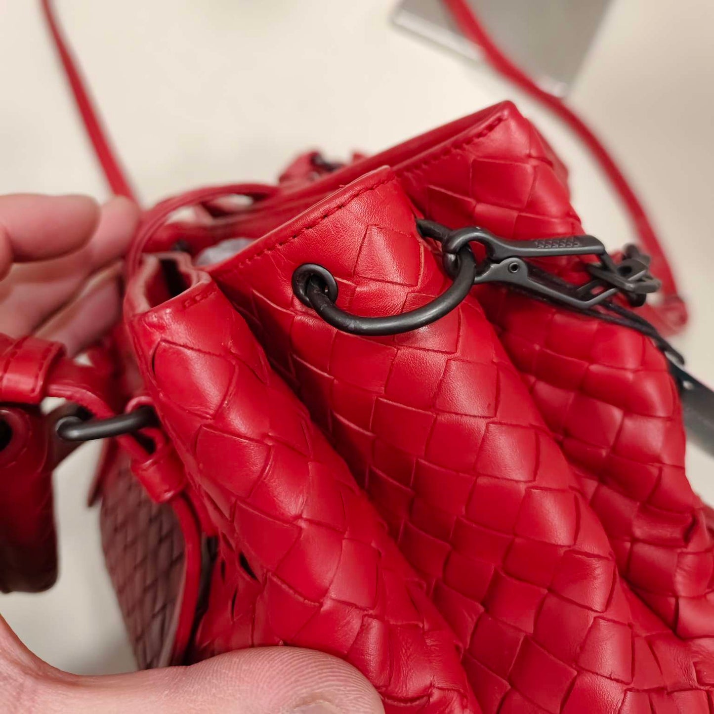 Bottega Veneta Intrecciato Roma Bag In Red