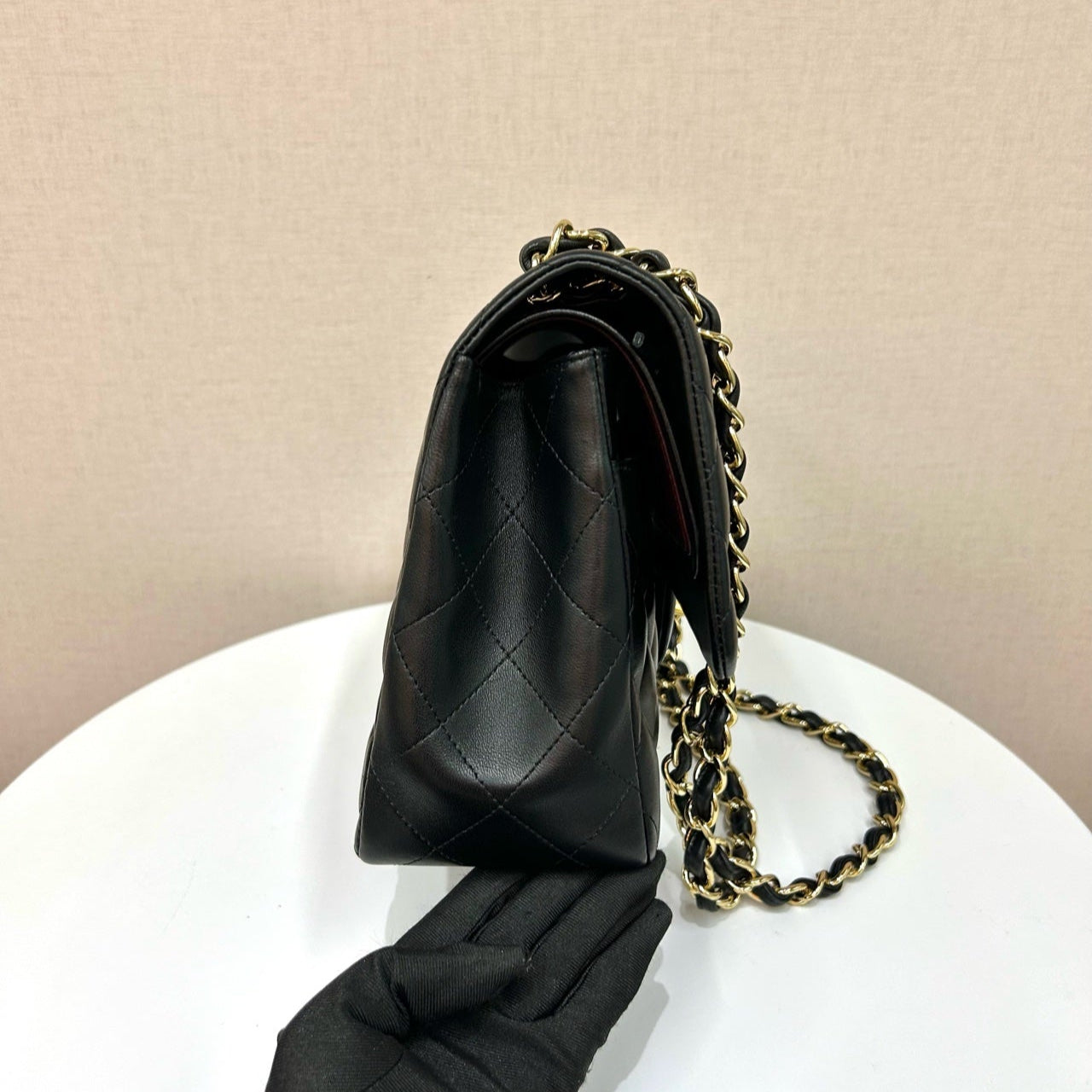 Chanel Jumbo Classic Flap Bag In Black