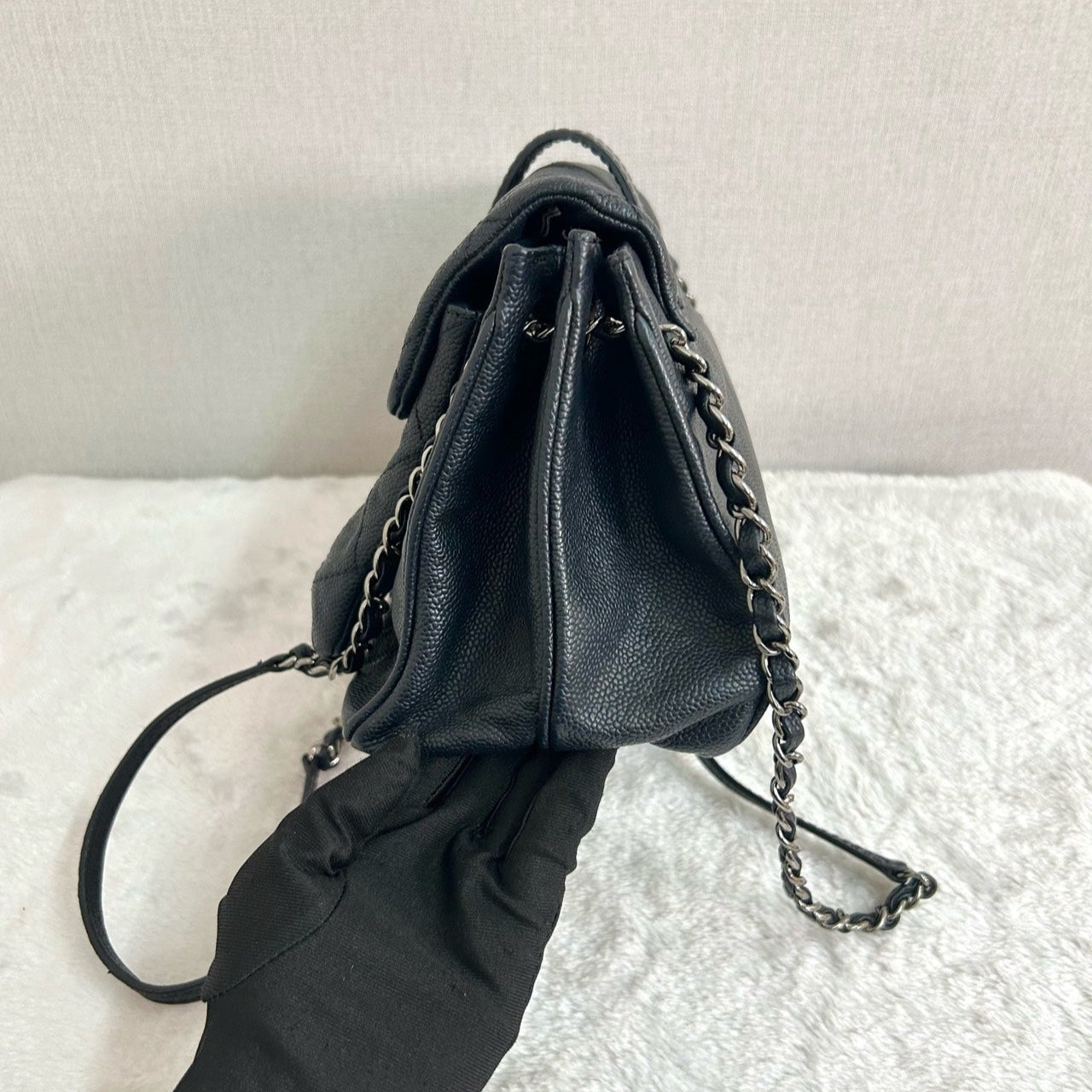 Chanel 2.55 Leather Crossbody Bag In Black