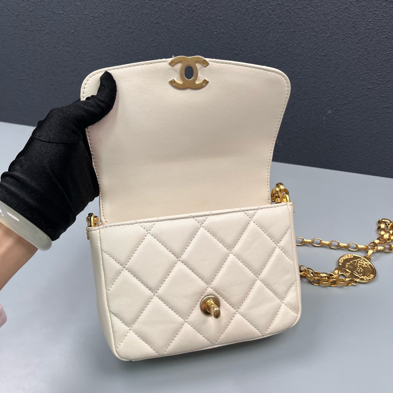 Chanel Classic Flap Coin Chain Crossbody Bag