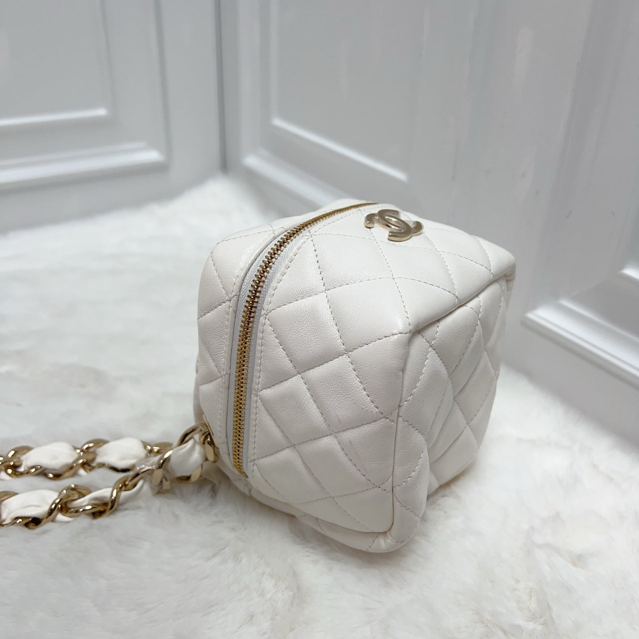 Chanel Classic Small Vanity With Chain In White