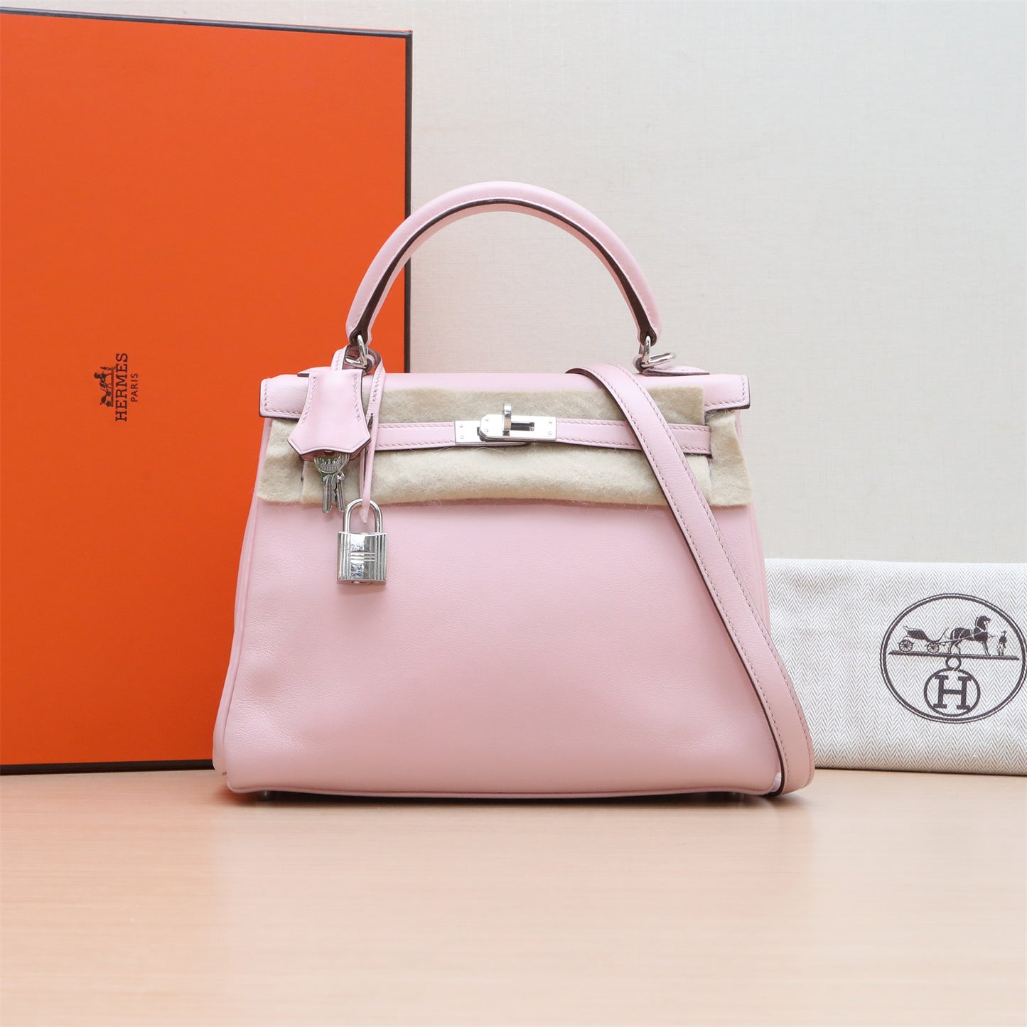 Hermès Kelly 25 5P Pink Swift Palladium Hardware