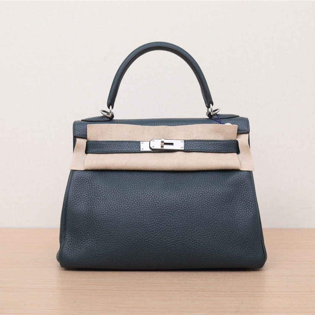 Hermès Kelly 28 6O Vert Cypress Taurillon Clemence Palladium Hardware