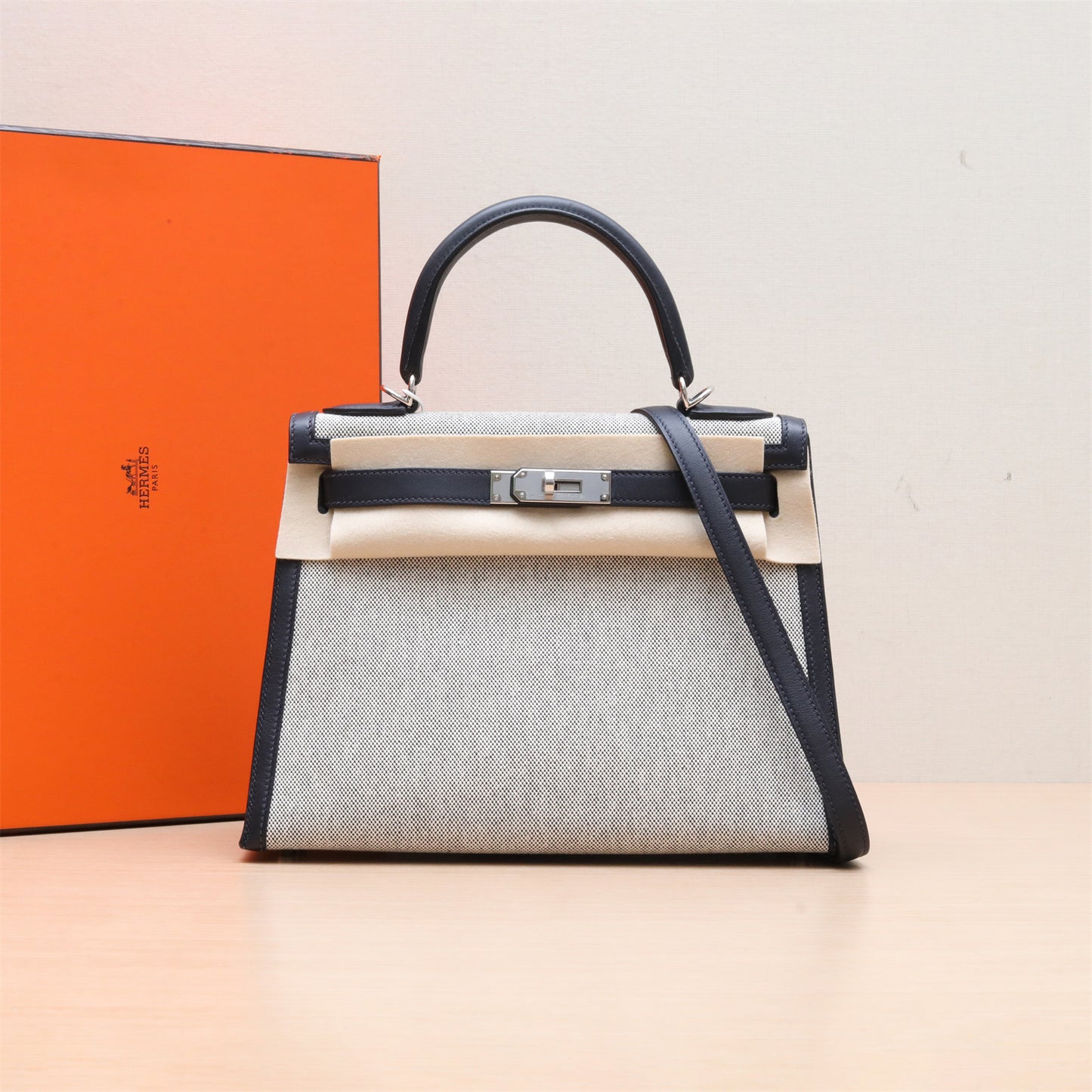 Hermès Kelly 28 89 Nior Swift, Toile Palladium Hardware