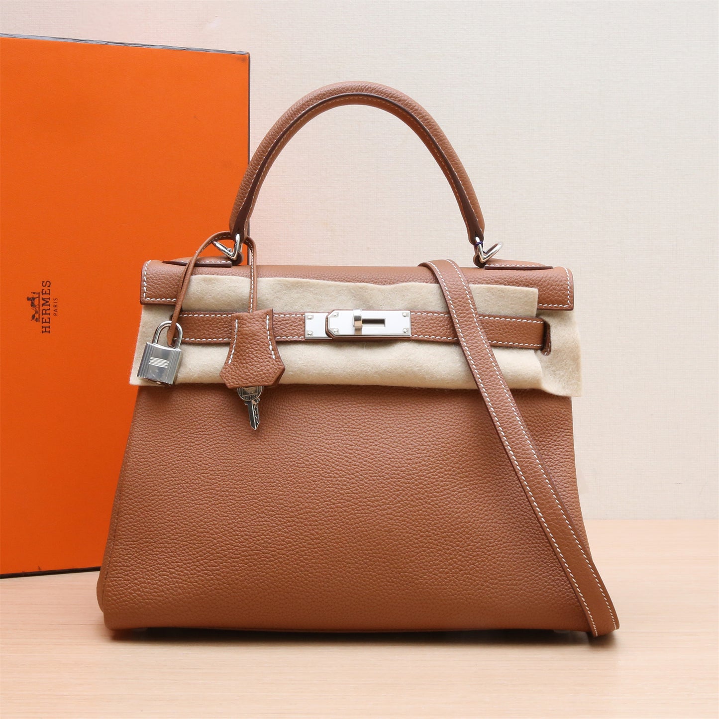 Hermès Kelly 28 37 Gold Togo Palladium Hardware