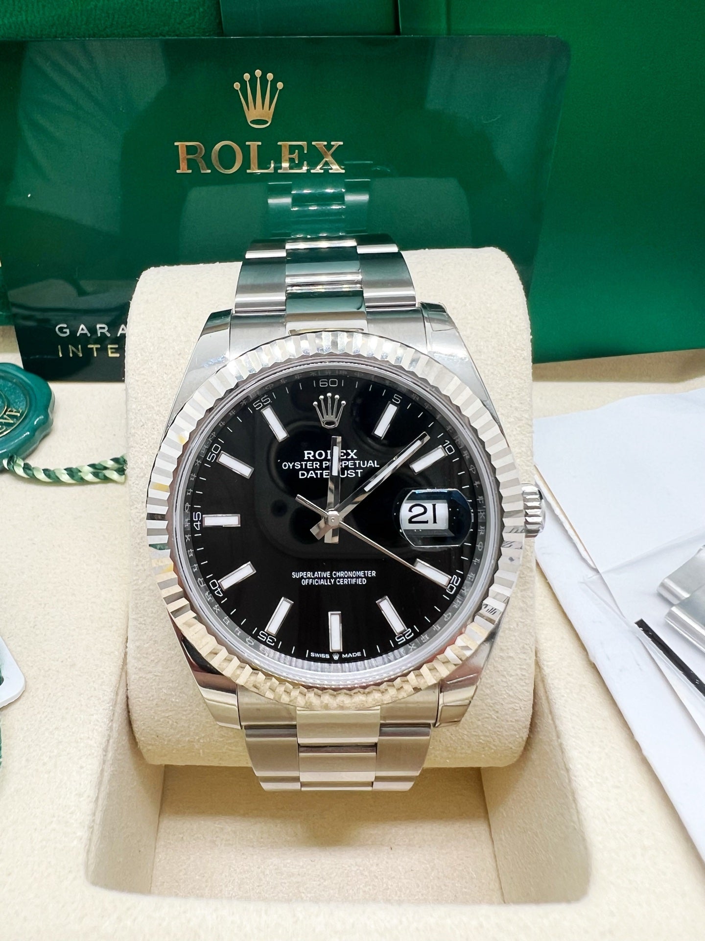 2025 Brand New Rolex - 126334-0017 Datejust 41 Stainless Steel Fluted / Oyster / Black