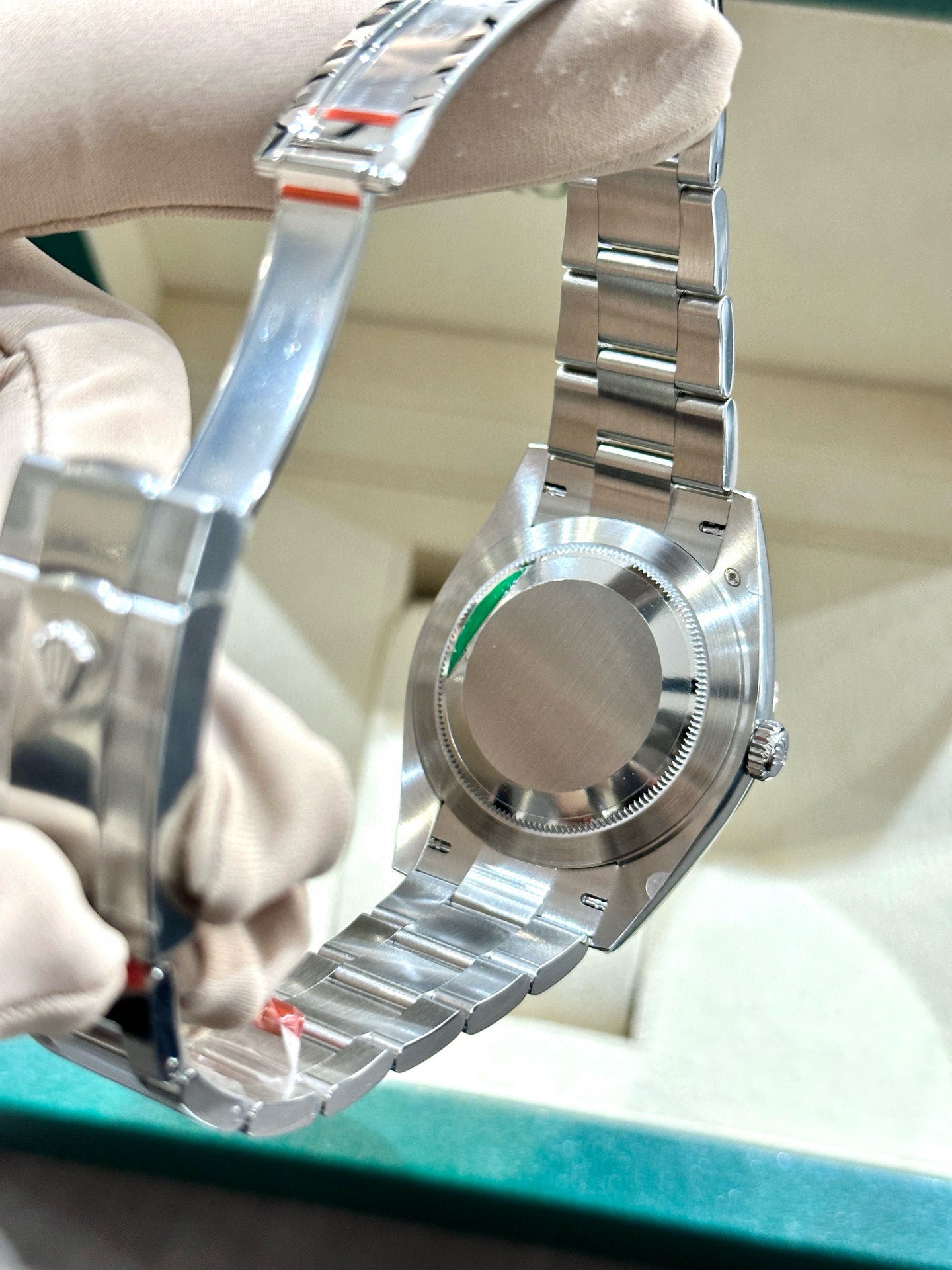 2025 Brand New Rolex - 126334-0009 Datejust 41 Stainless Steel Fluted / Oyster / White