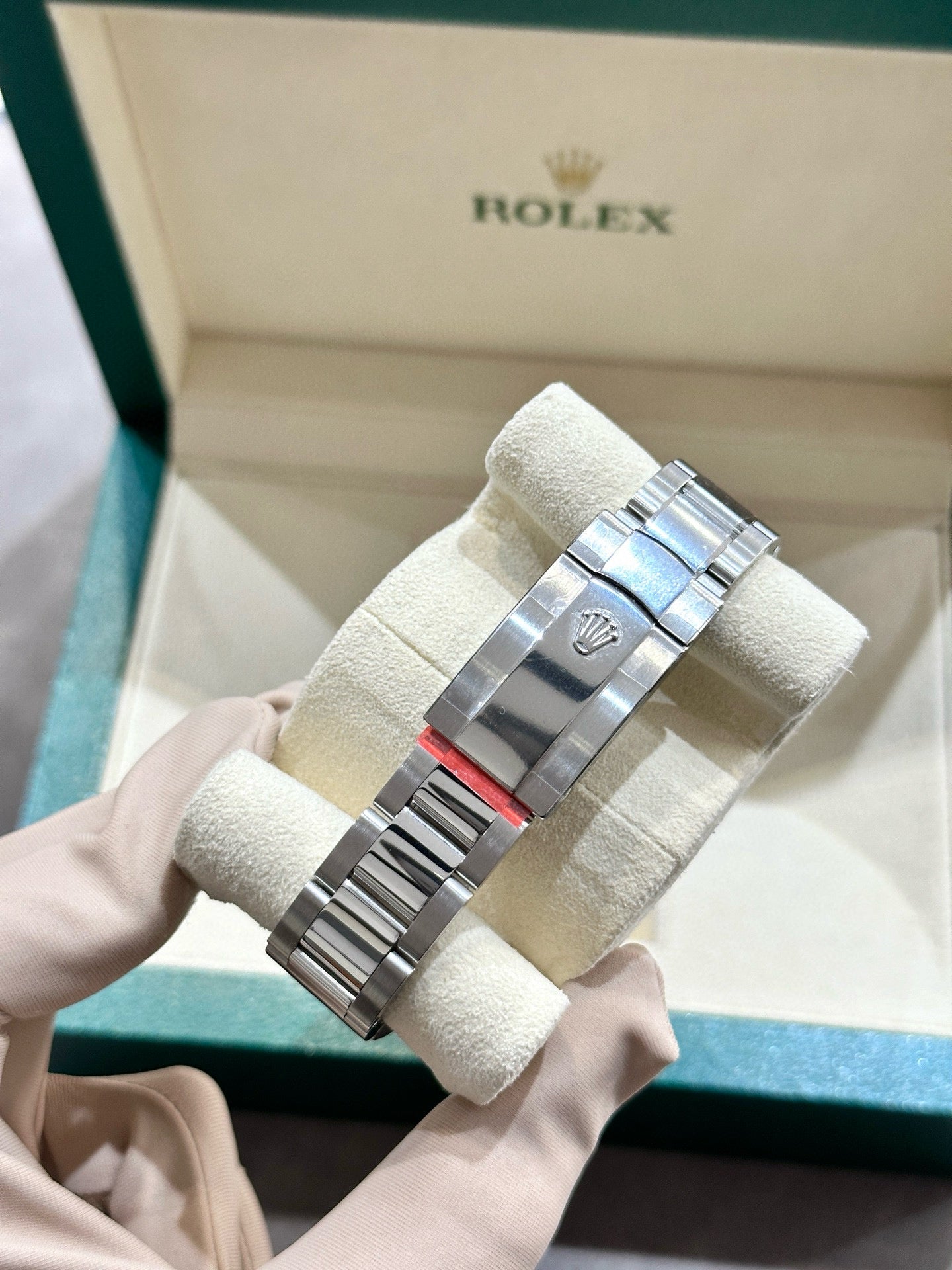 2025 Brand New Rolex - 126334-0009 Datejust 41 Stainless Steel Fluted / Oyster / White