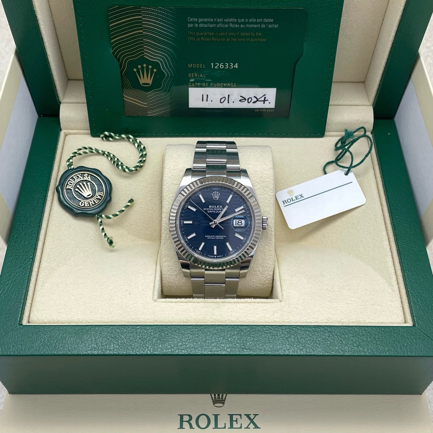 2024 Pre-owned Rolex - 126334-0031 Datejust 41 Stainless Steel - Fluted / Blue - Fluted / Oyster