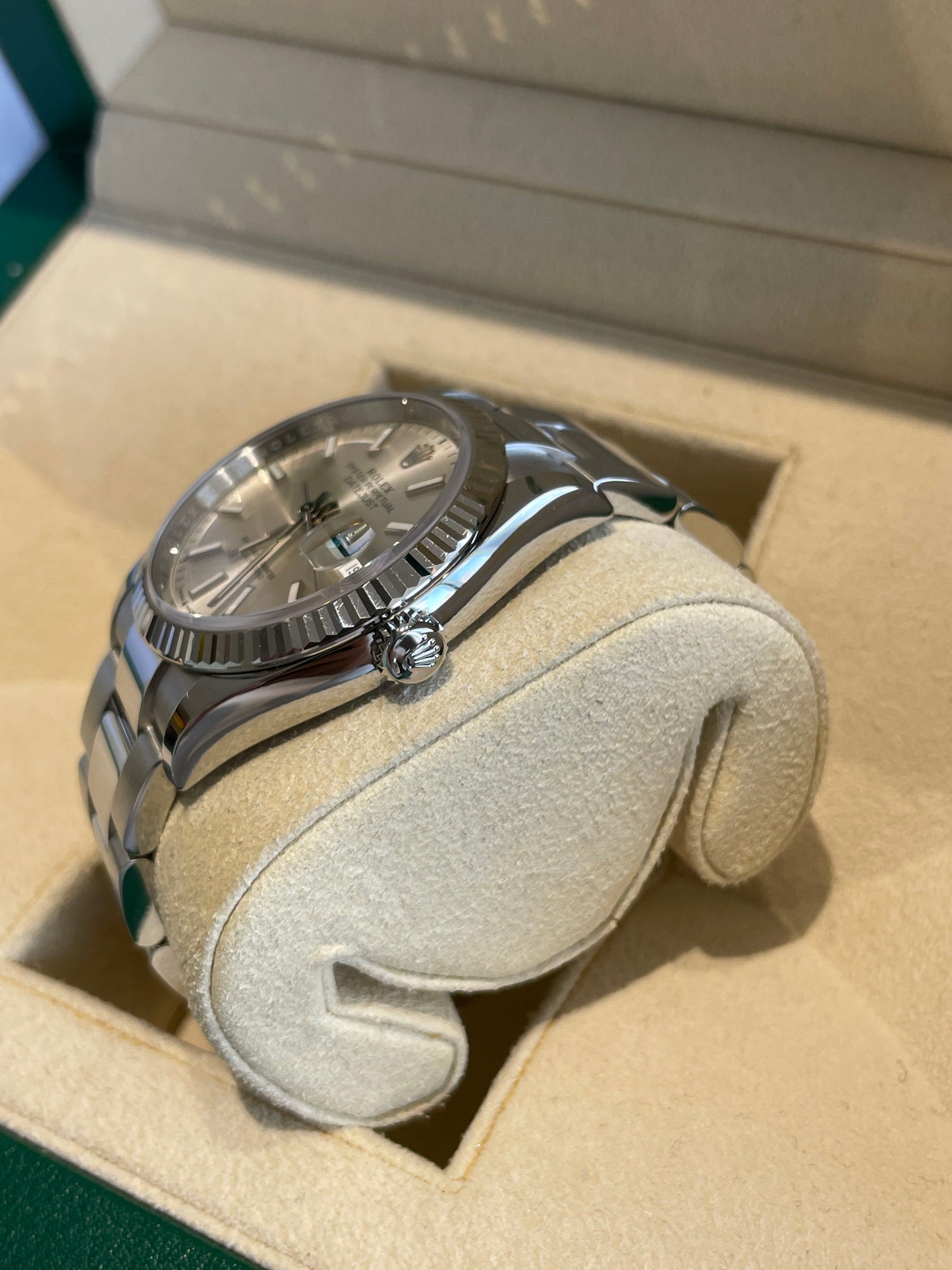 2025 Pre-owned Rolex - 126234-0014 Datejust 36 Stainless Steel / Fluted / Silver / Oyster