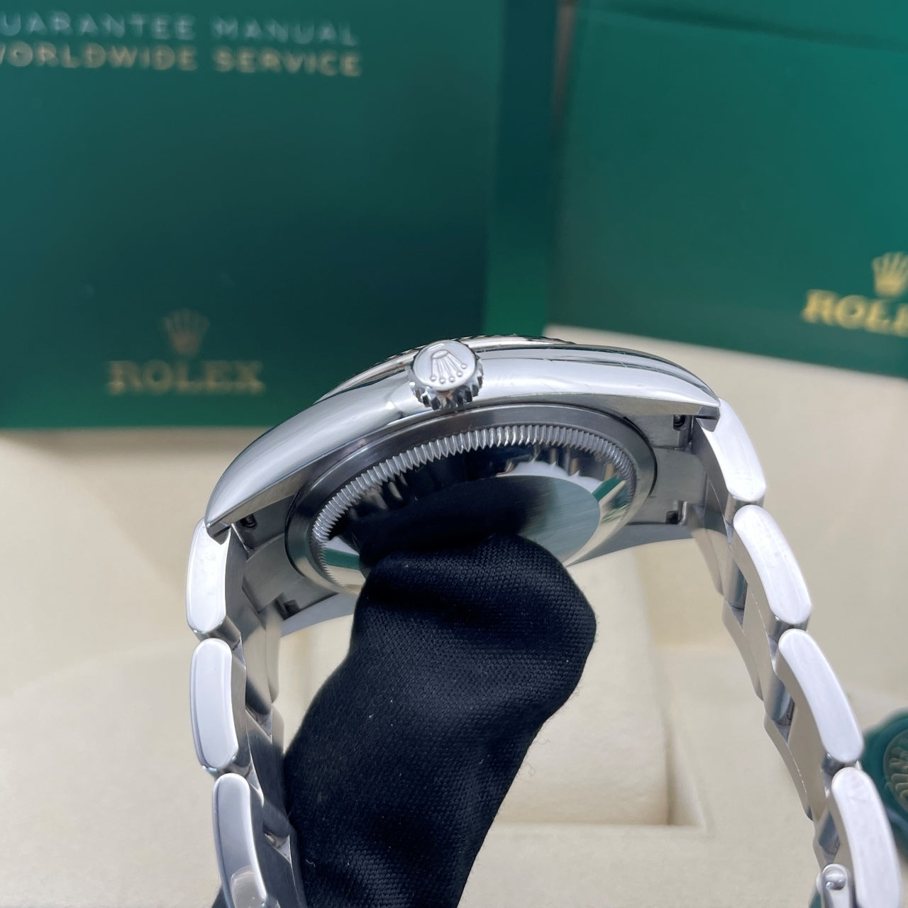 2024 Pre-owned Rolex - 126234-0028 Datejust 36 Stainless Steel / Fluted / Black-Diamond / Oyster