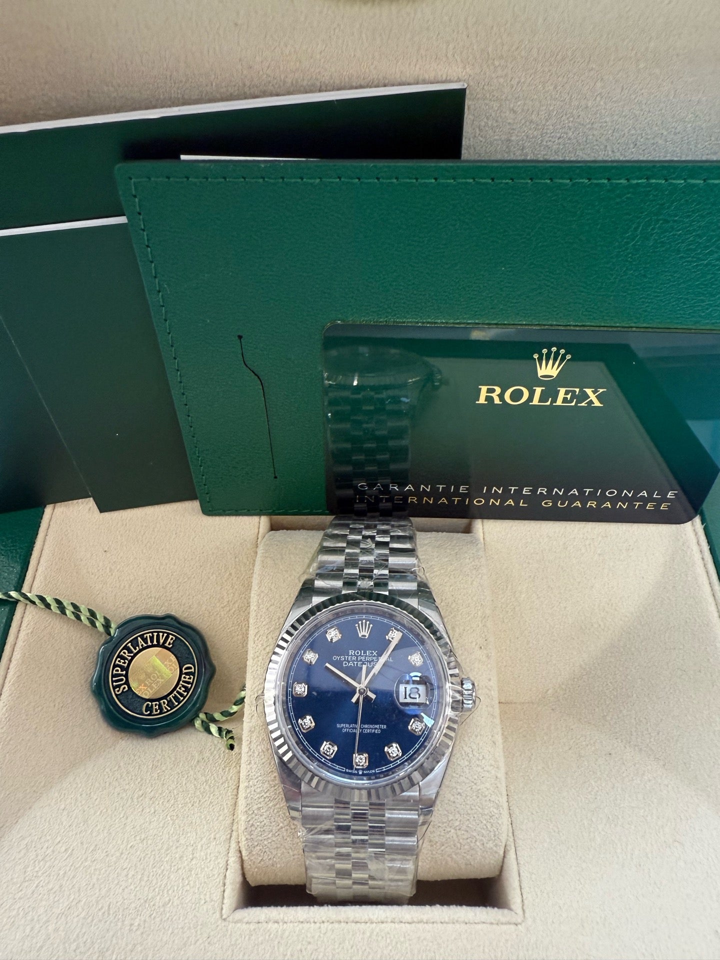 2025 Brand New Rolex - 126234-0037 Datejust 36 Stainless Steel / Fluted / Blue-Diamond / Jubilee