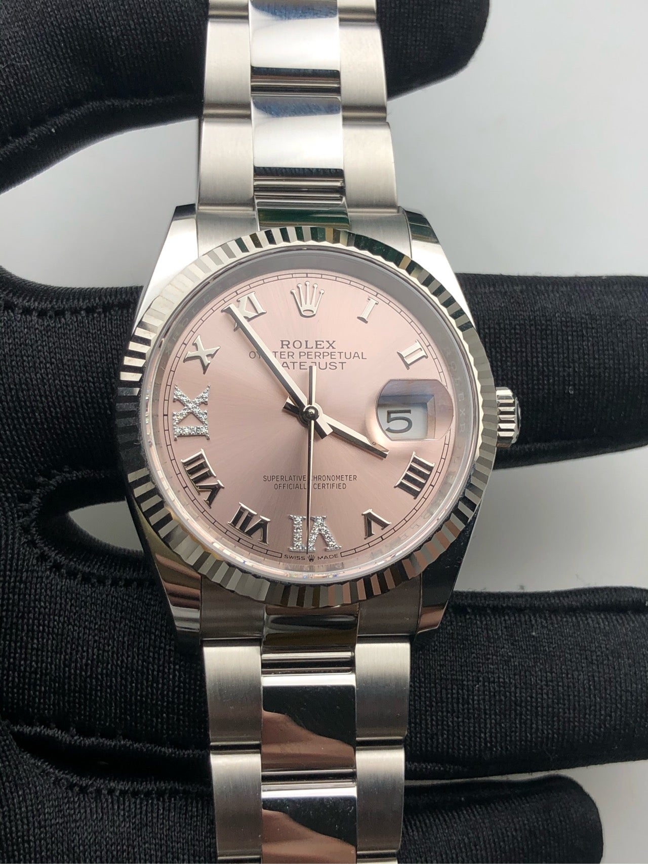 2025 Pre-owned Rolex - 126234-0032 Datejust 36 Stainless Steel / Fluted / Pink Roman-Diamonds / Oyster
