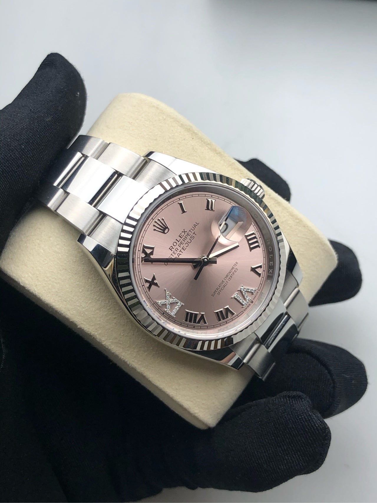 2025 Pre-owned Rolex - 126234-0032 Datejust 36 Stainless Steel / Fluted / Pink Roman-Diamonds / Oyster