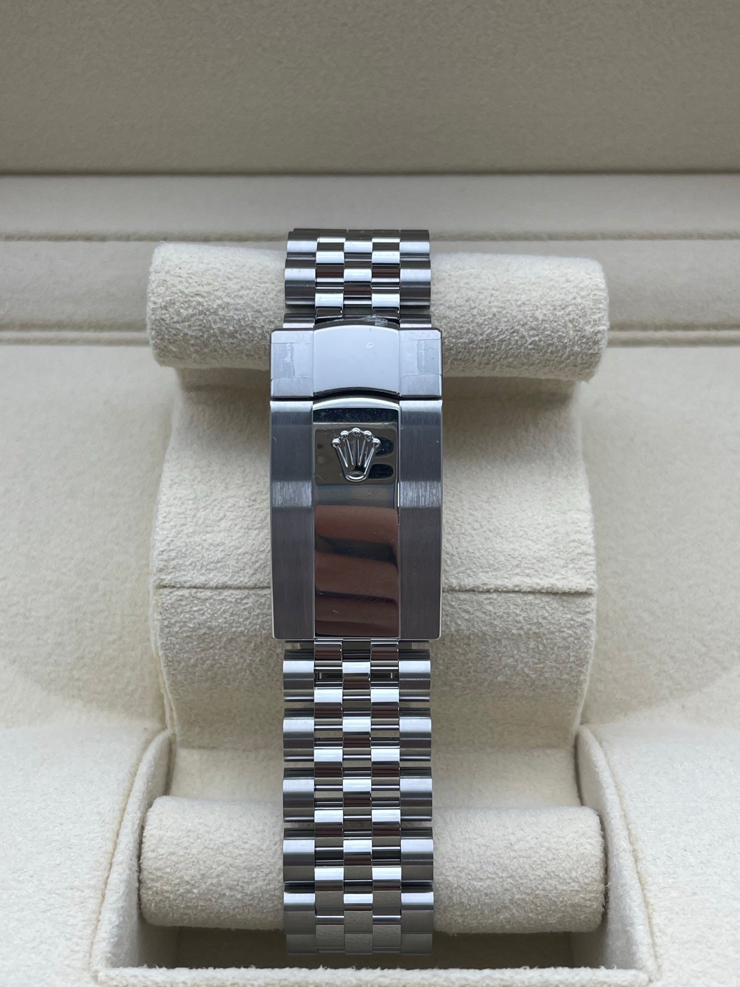 2025 Brand New Rolex - 126234-0021 Datejust 36 Stainless Steel / Fluted / Aubergine Roman-Diamonds / Jubilee