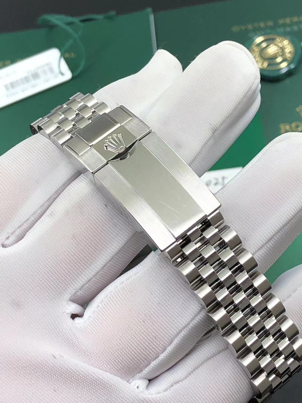 2025 Unworn Rolex - 126710BLNR-0002 GMT-Master II Stainless Steel / BLNR / Jubilee