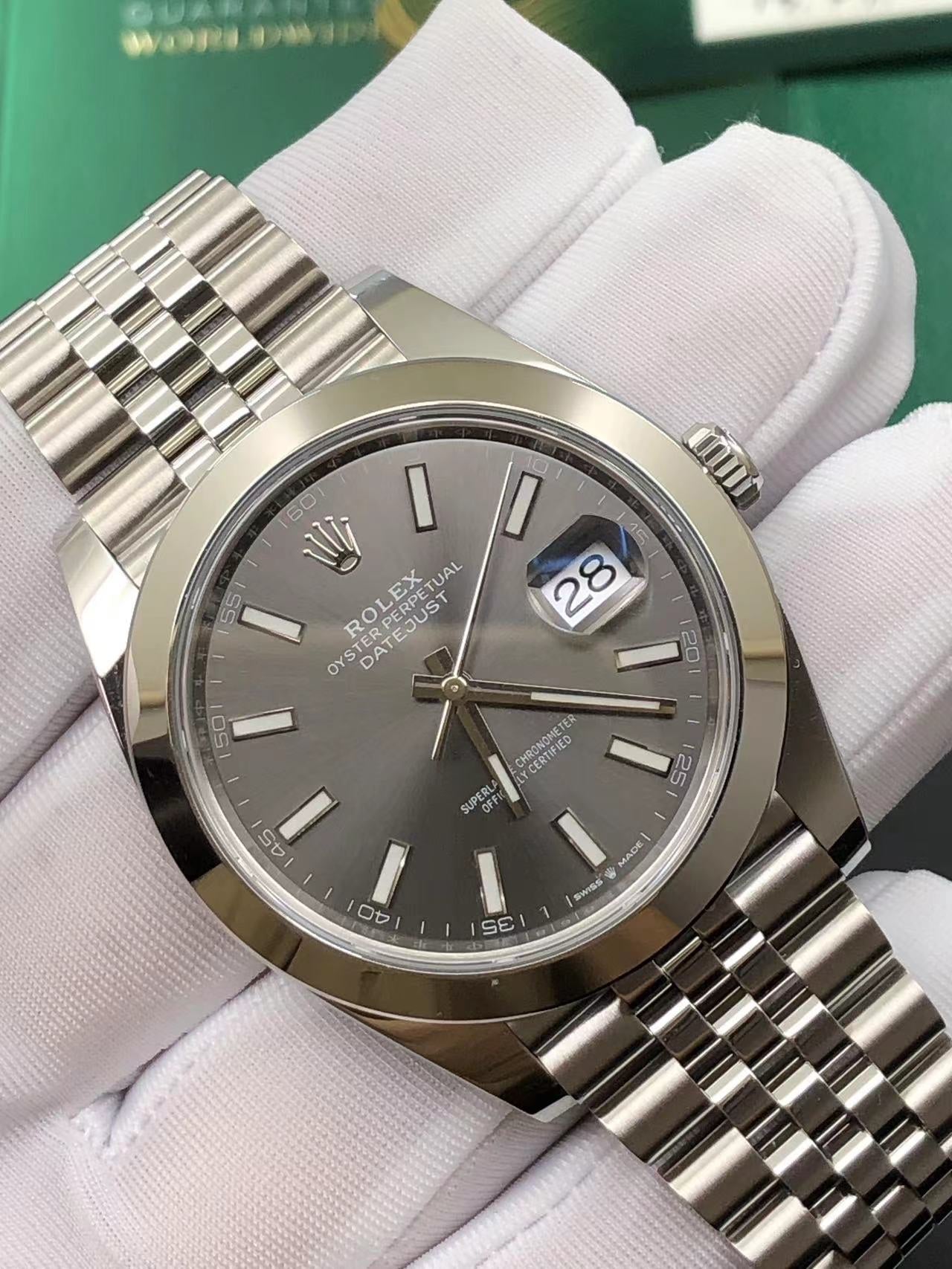2025 Like New Rolex - 126300-0008 Datejust 41 Stainless Steel Smooth / Jubilee / Dark Rhodium