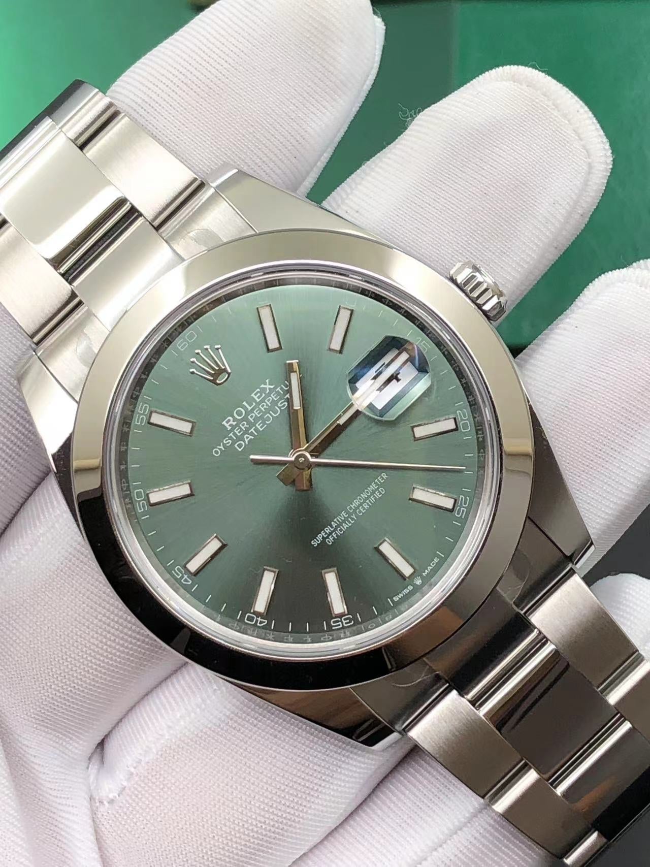 2025 Brand New Rolex - 126300-0019 Datejust 41 Stainless Steel Smooth / Jubilee / Oyster