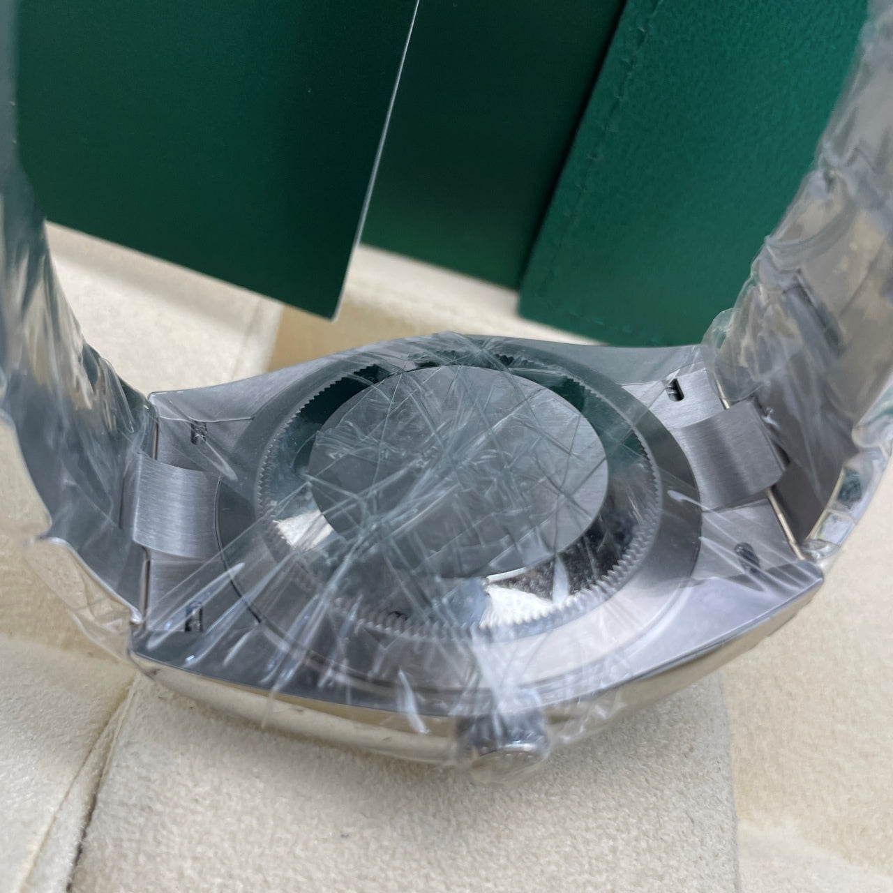 2025 Brand New Rolex - 126300-0005 Datejust 41 Stainless Steel Smooth / Oyster / White