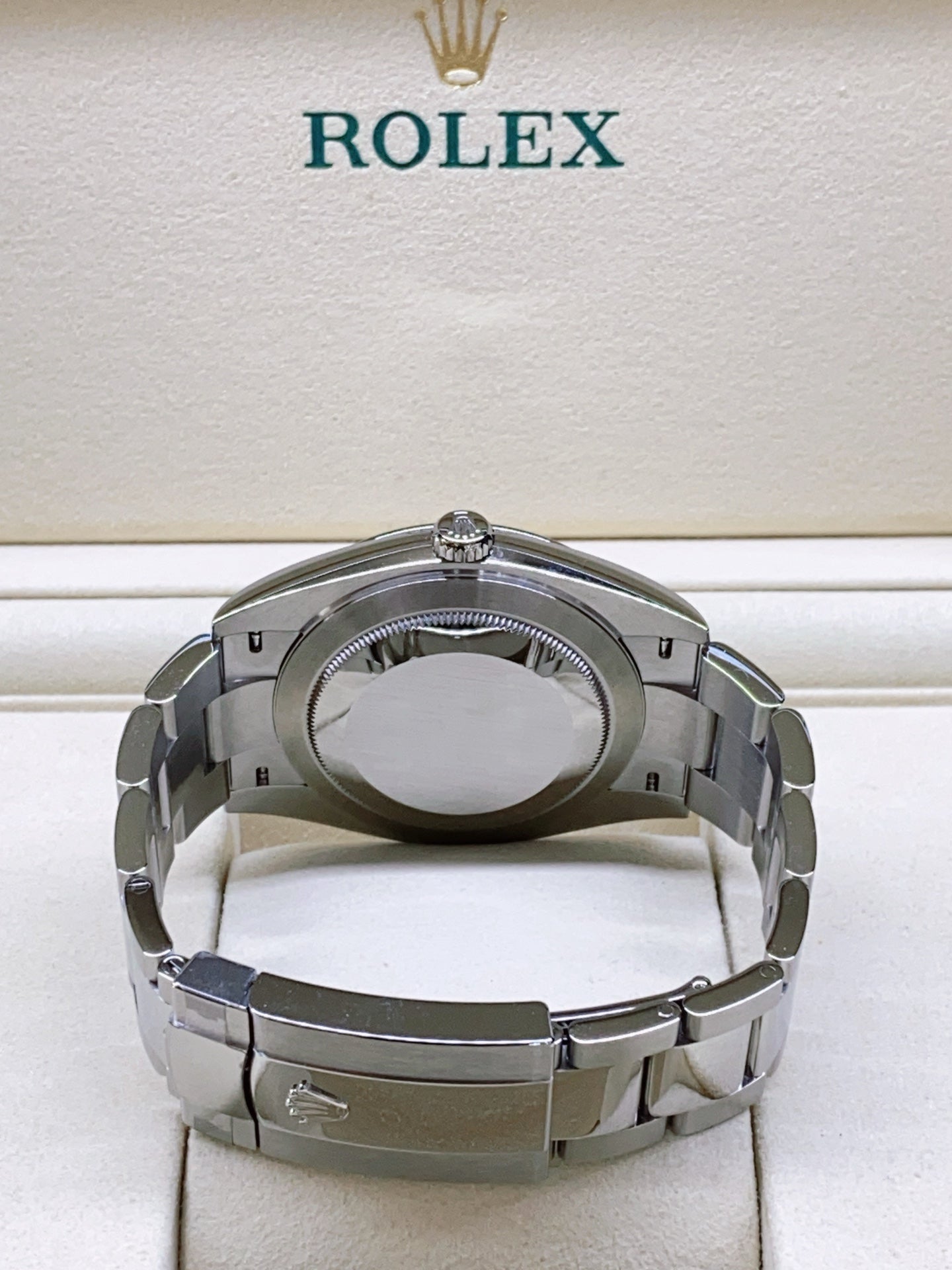 2025 Brand New Rolex - 126300-0003 Datejust 41 Stainless Steel Smooth / Oyster / Silver