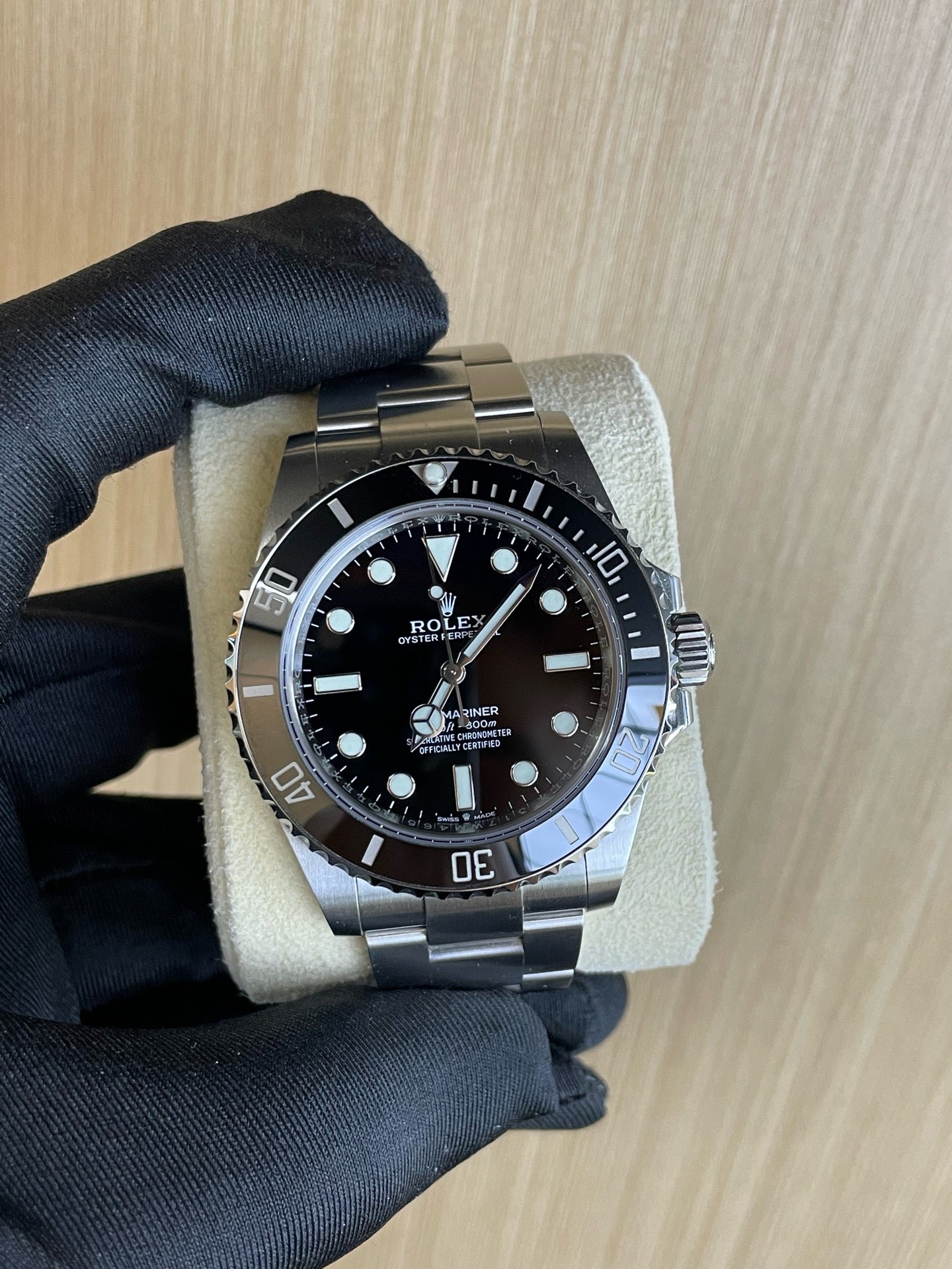 2025 Brand New Rolex - 124060-0001 Submariner No-Date 41 / Stainless Steel / Black / Cerachrom