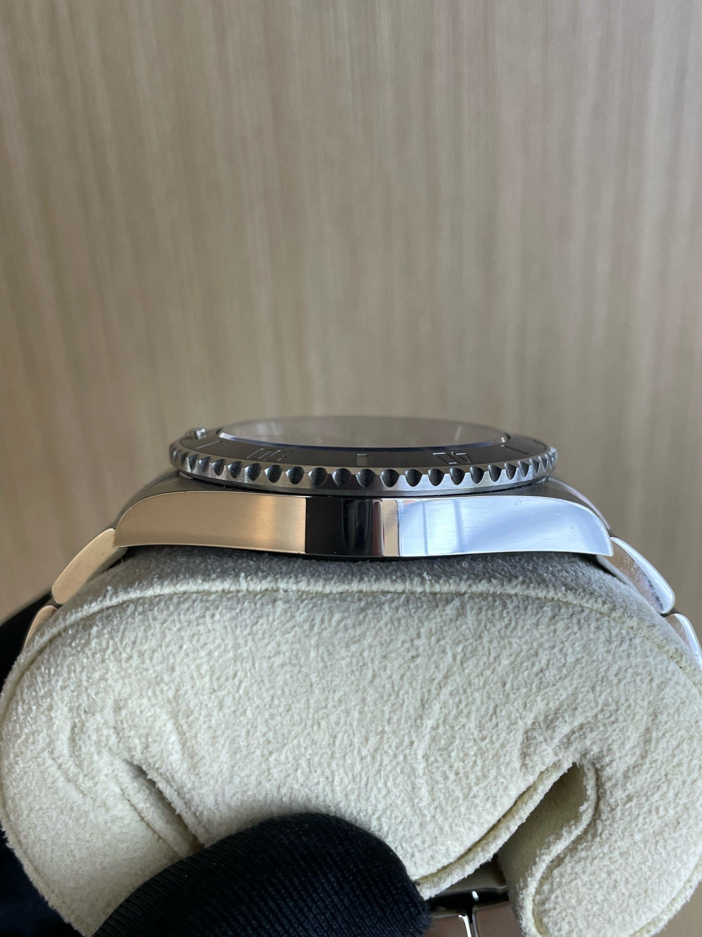 2025 Brand New Rolex - 124060-0001 Submariner No-Date 41 / Stainless Steel / Black / Cerachrom