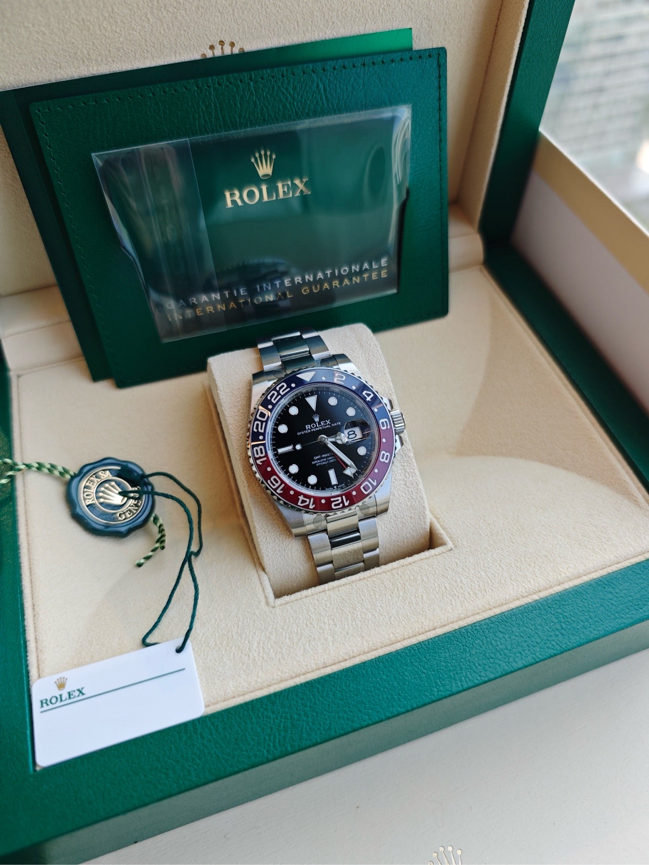 2025 Brand New Rolex - 126710BLRO-0002 GMT-Master II Stainless Steel / BLRO / Oyster