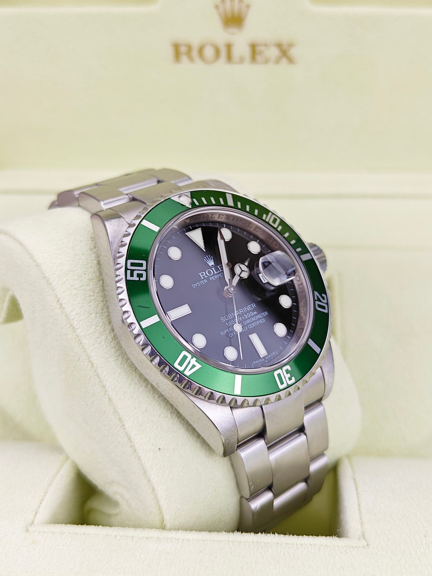 2011 Pre-owned Rolex - 16610LV MK7 Submariner Date 16610 LV Mark 7