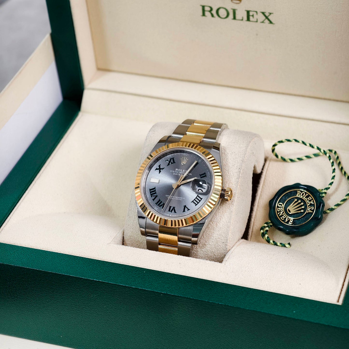 2025 Brand New Rolex - 126333-0019 Datejust 41 Rolesor Yellow Fluted / Oyster / Slate - Roman
