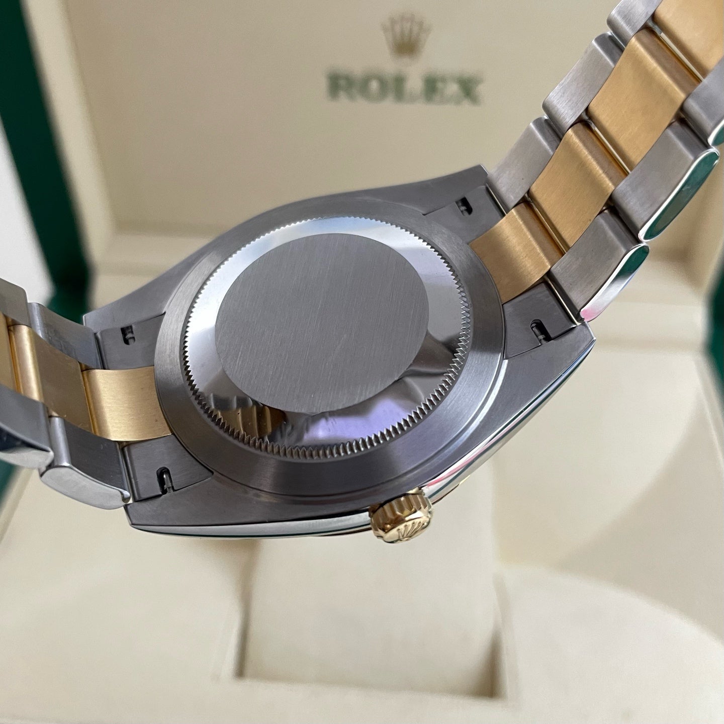 2023 Like New Rolex - 126333-0013 Datejust 41 Rolesor Yellow Fluted / Oyster / Black