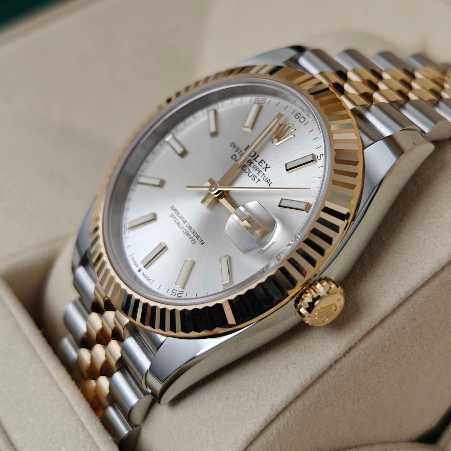 2025 Brand New Rolex - 126333-0002 Datejust 41 Rolesor Yellow Fluted / Jubilee / Silver