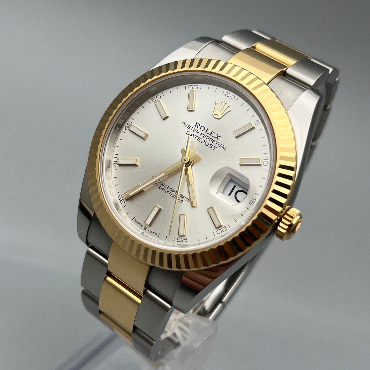 2024 Pre-owned Rolex - 126333-0001 Datejust 41 Rolesor Yellow Fluted / Oyster / Silver
